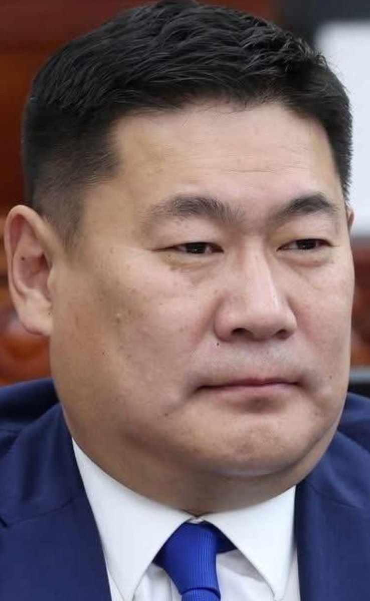 Ямар аймар таргалаа вэ? Гутарч хэвтэж хэвтэж байгаад гарч ирсэн юмуу хаашаа юм.