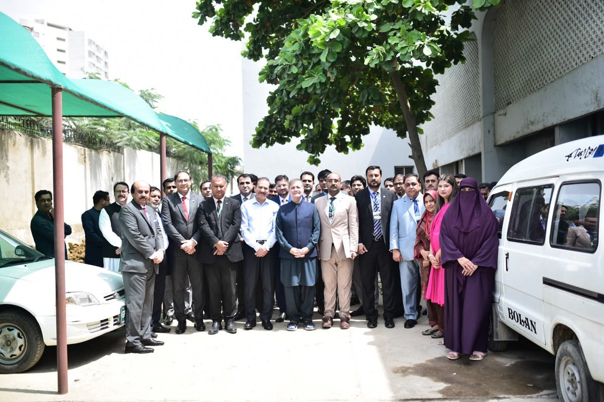 We're pleased to announce that the National Institute of Public Administration (NIPA) Karachi has partnered with the National Book Foundation (NBF) to establish an NBF Resource Center within NIPA's premises

#Karachi
#NationalBook 
#Islamabad