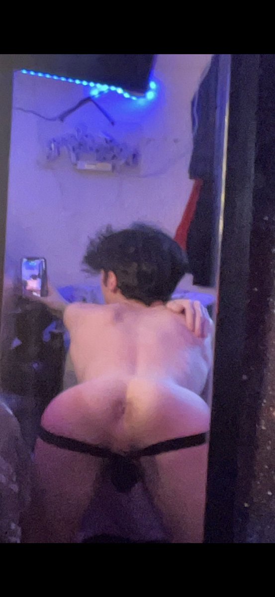 hung vers18+ tweet media