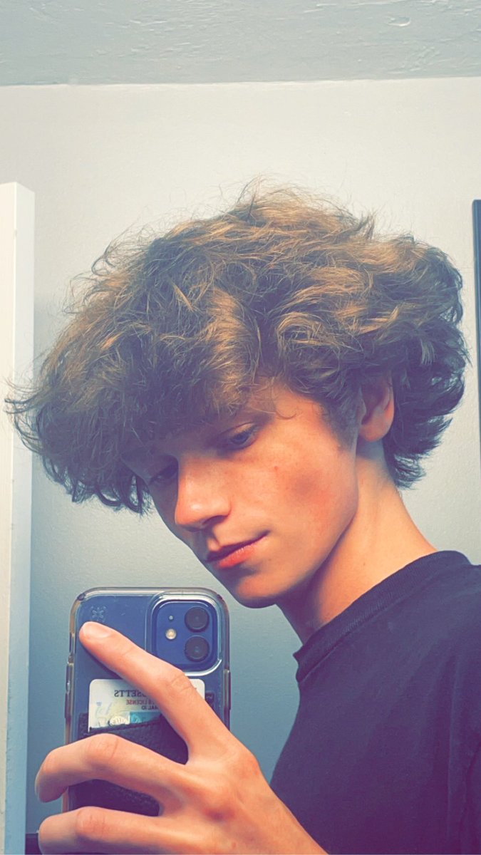 hung vers18+ tweet media