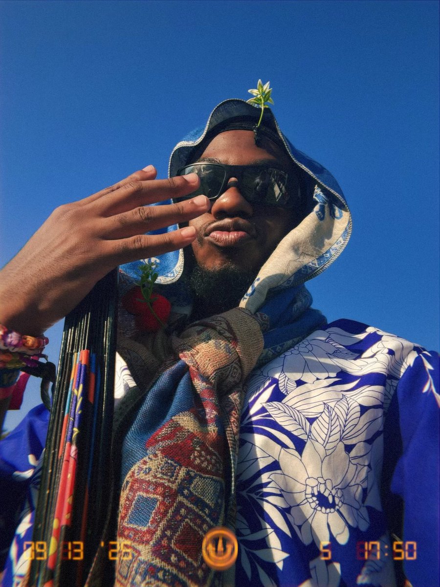King_shitz's tweet photo. Lost In trance 🫨 https://t.co/4mlXQ2uu6M