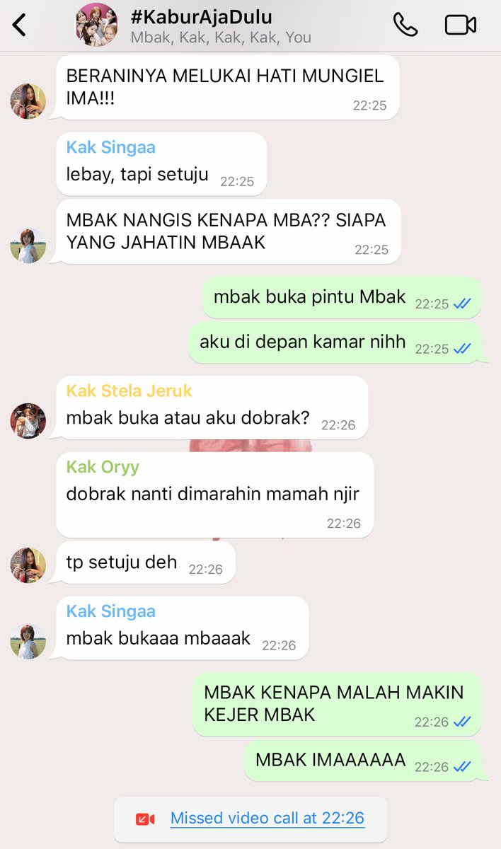 chaeremel's tweet photo. nangis

; red velvet two tweets au. https://t.co/6kjE1DUBbh