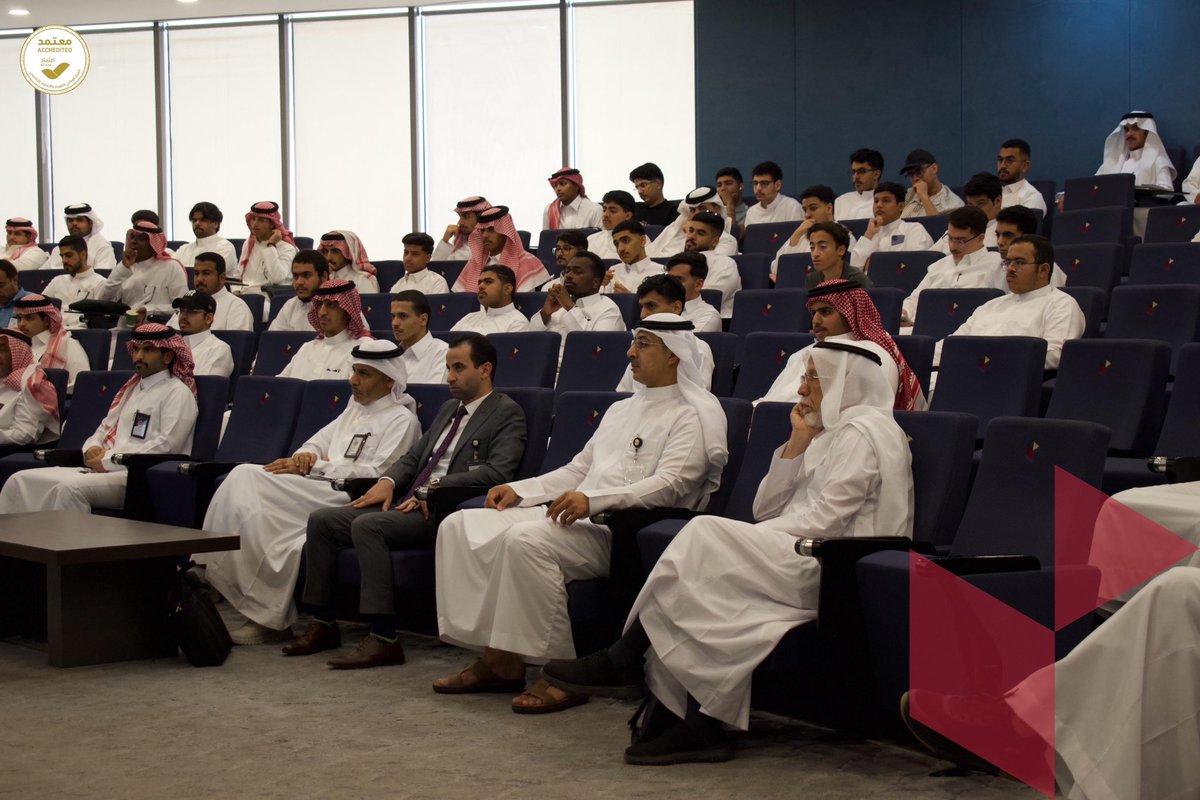 AlasalaedU's tweet photo. مقتطفات من اللقاء التعريفي لتهيئة الطلاب المستجدين للفصل الدراسي الأول للعام الأكاديمي 2025-2026م، وذلك بهدف تعريفهم بالأنظمة والخدمات المتاحة وتعزيز اندماجهم في الحياة الجامعية.

#الأصالة
#السعودية
#AlAsala
#SaudiArabia https://t.co/lurcWvNQVX