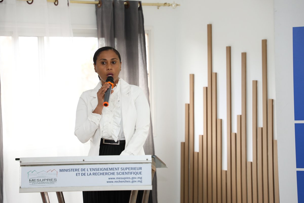 Undpmadagascar's tweet image. 🚀 Madagascar takes a leap forward in innovation
#MESUPRES 🇲🇬 & #UNDP 🤝 will soon launch the #UniPod, an University Innovation Hub.
✨ A space where youth & researchers can create, test & develop sustainable solutions 🌍
#Innovation #UniPod #timbuktoo
