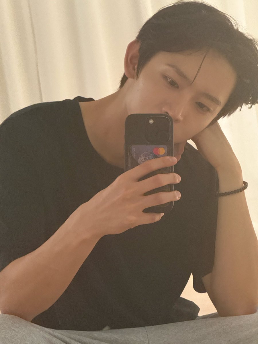 No makeup expose forehead🙂‍↕️🙂‍↕️🙂‍↕️