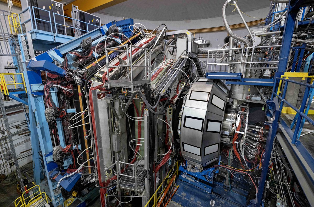 What do you see when you zoom in on a proton? Our latest results provide a clearer view of the proton and its excited states, offering new insights into this fundamental particle.  jlab.org/news/releases/…