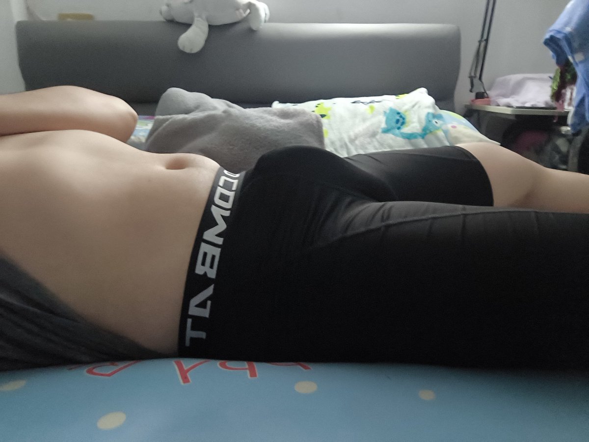 หลับฝันดีครับ ใส่นอนแล้วเงี่ยน 🤤