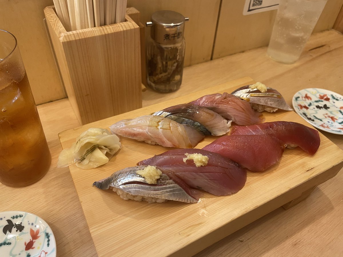 neokoala's tweet photo. 【あえて予定入れない大切さ】
・取引先社長からラーメンに誘われる
・予定ないので食べに行ける🍜
・車で移動してさらに飲む🍻
・帰りに深夜関内駅で偶然の出会い
・伊勢佐木で飲む🍻

①寿司とラーメンひろがしや
②ぱおシティ オープン
③BIGG 朝までコース笑
④角清 ランチで何気に初めて！ https://t.co/fGmDcYRkGK