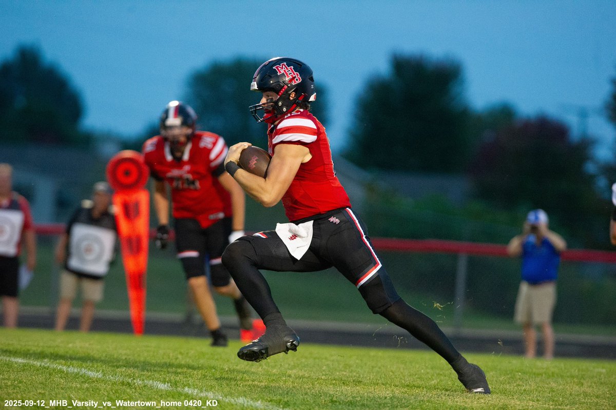 Week 4 Recap
Player of the Week: <a href="/Brooks_H19/">Brooks Hendrickson</a>
Lineman of the Week: Mike Powell

Top Performers: (2 Quarters)
<a href="/Brooks_H19/">Brooks Hendrickson</a> 6/8 103 yards 2 TDs, 6 att 126 yards 3 TDs
<a href="/wilson_jack2/">Jack Wilson</a> 8 att 66 yards, TD
<a href="/BaumgartKe22053/">Kelson Baumgart</a> 2 rec 33 yards, TD
<a href="/HDerosier93640/">Henry DeRosier</a> 1 rec 33 yards, TD
Ricky Sevilla