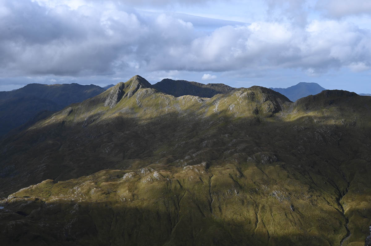 Spurtle284's tweet image. 1 of 7 on the South Shiel ridge - Creag nan Damh via stalkers paths. 9th September 2025.

kinleyhazel.wordpress.com/2025/09/09/1-o…