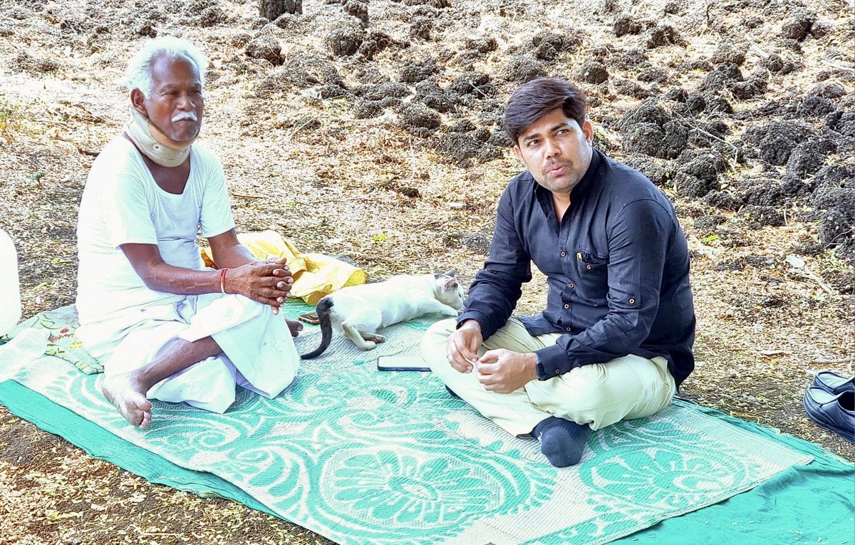 RmeshSpeaks's tweet image. “हैसियत का परिचय वहीं देना चाहिए जहाँ बात आत्मसम्मान की हो,
अन्यथा सादगी ही इंसान का सबसे बड़ा परिचय होता है।”

#simplelife #besimple #simplicity #life #simpleliving