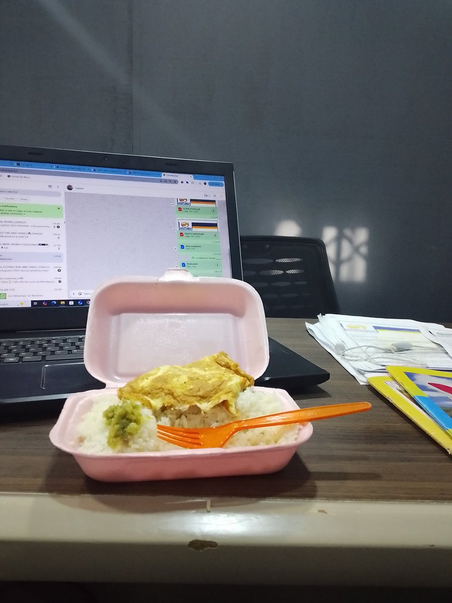 Kofibapapa's tweet image. Poverty No Good Aswear!!
Man for find money🥲🥲

Herr Sammy Gyamfi Asantehemaa Akuffo-Addo Imisi #AccountabilitySeries Amorim Okudzeto Ablakwa Duplantis Abronye DC #ConnectingEnergies #ConnectingHustles #telecel Pray for oheneba