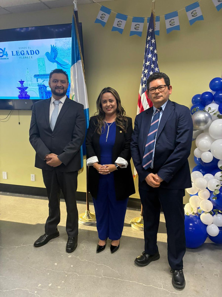 El Dr. Salvador Percastre, cónsul titular del Consulado de México en San Bernardino, estuvo presente en la conmemoración del 204 aniversario de la Independencia de Guatemala, así como en los actos solemnes por la Independencia de El Salvador.