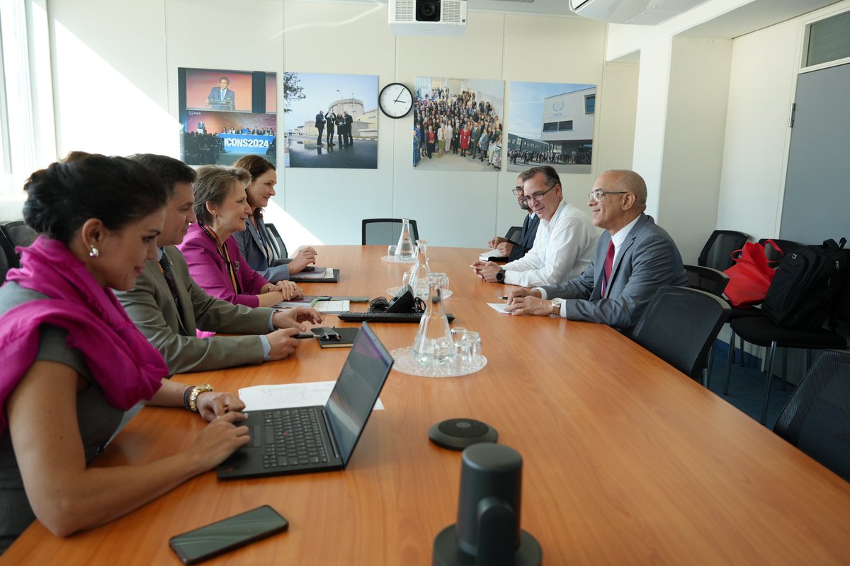 🇨🇺Cuba’s delegation shared during an #IAEAGC meeting with the @IAEAorg's Division of Nuclear Security the latest developments with regard to the country’s #NuclearSecurity regulatory and legislative framework for #NuclearSecurity. Priority areas for future cooperation and