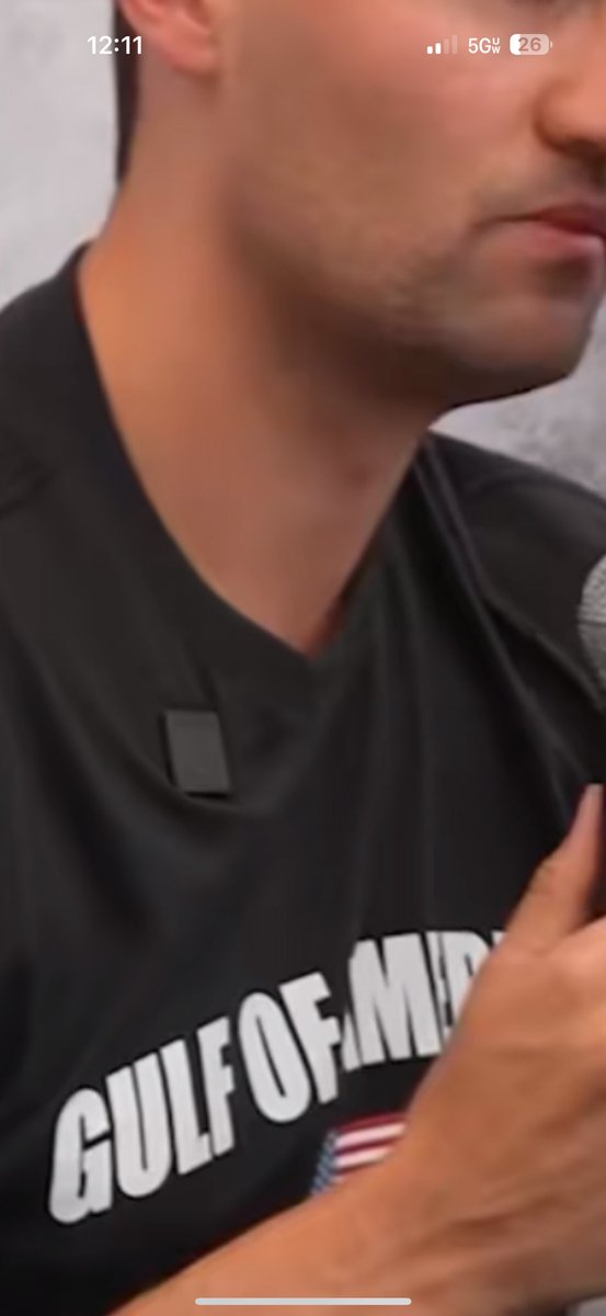 turtlemcgee_'s tweet photo. Just pointing out that “mysterious” black dot everyone swears is a laser or bullet is a microphone audio enhancer https://t.co/FyUzJK5iWI