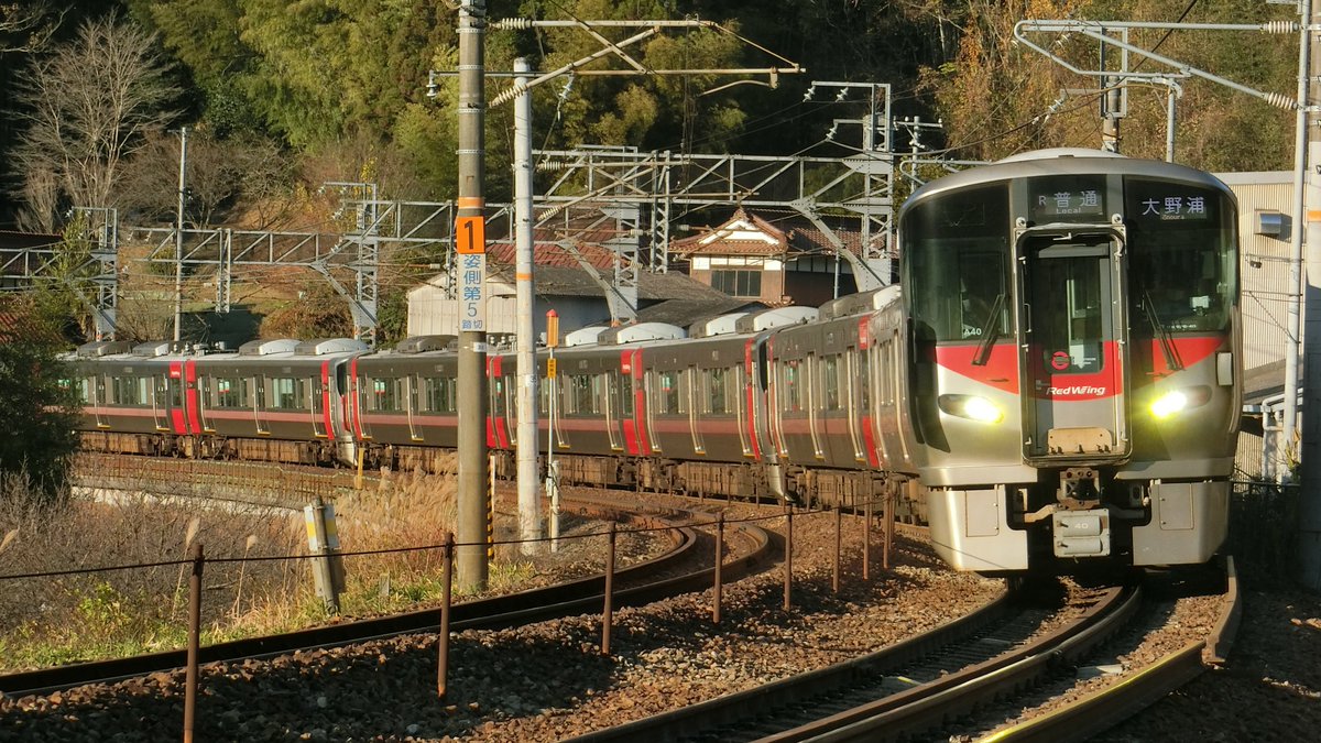 #無言で夕刻のカッコいいと思う写真を載せる