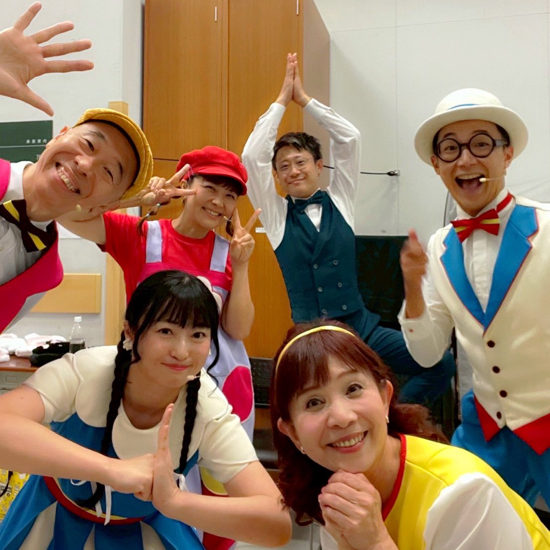 みなさん本日はお疲れ様でした😊
またお会いしましょうね〜❣️

CD、ブックレット、本日より発売です❣️
たくさん遊んでもらえますように😊

#保育セミナー
#小学館
#アスクミュージック
#伝承ホール