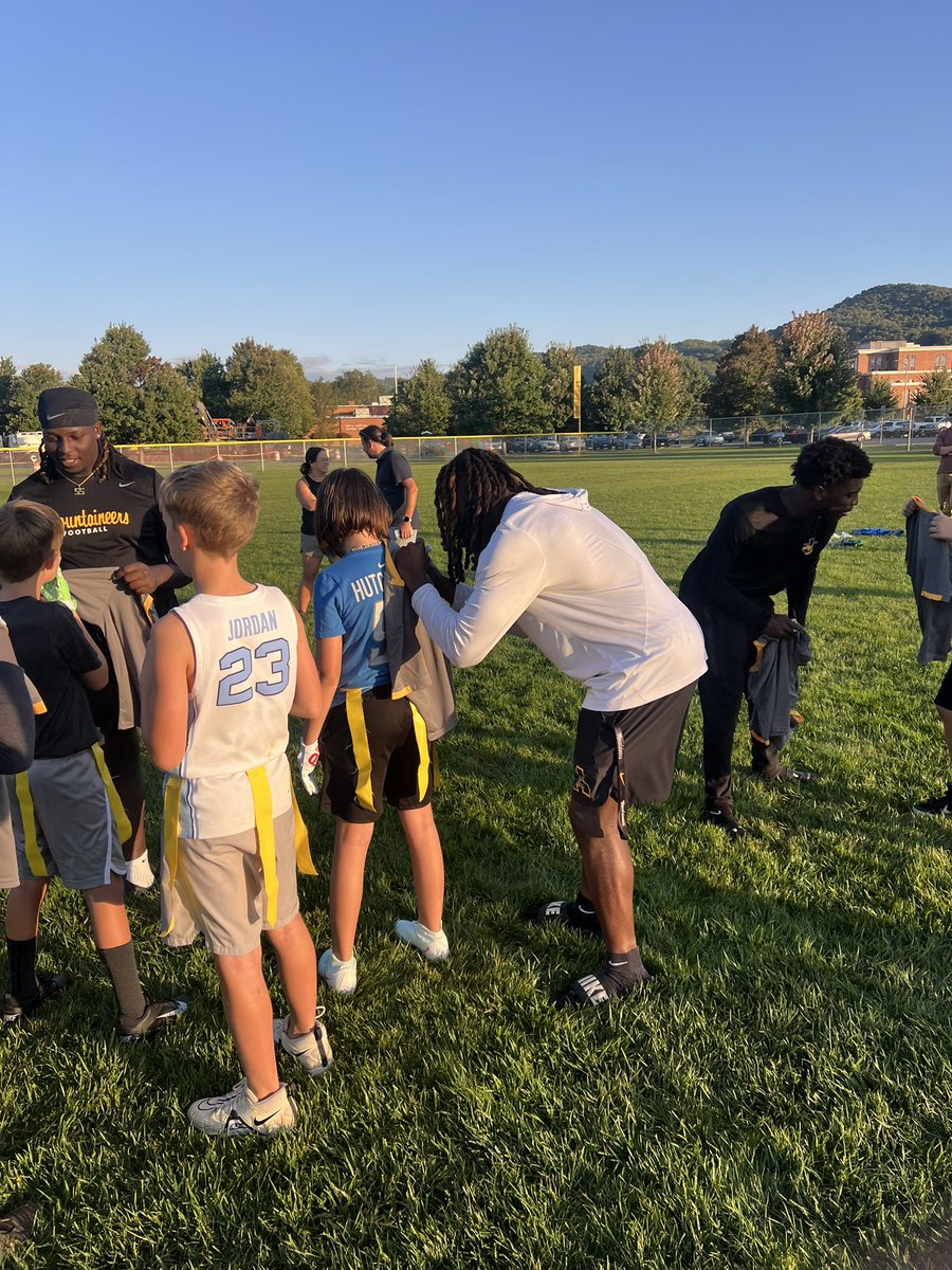 ryan huff ™ tweet media