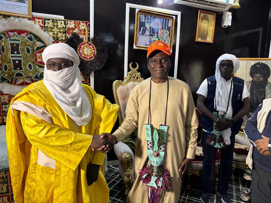 From 12–15 Sept 2025, Niger’s Minister of Health, Col. Maj. Garba Hakimi, with partners incl. <a href="/UNFPA/">UNFPA</a>, <a href="/UNICEF/">UNICEF</a> &amp; <a href="/WHO/">World Health Organization (WHO)</a>, led a joint mission in #Agadez to review the #PDSS2022_2026, strengthen health services &amp; hand over vehicles, meds &amp; equipment. 🏥

#Health #Niger