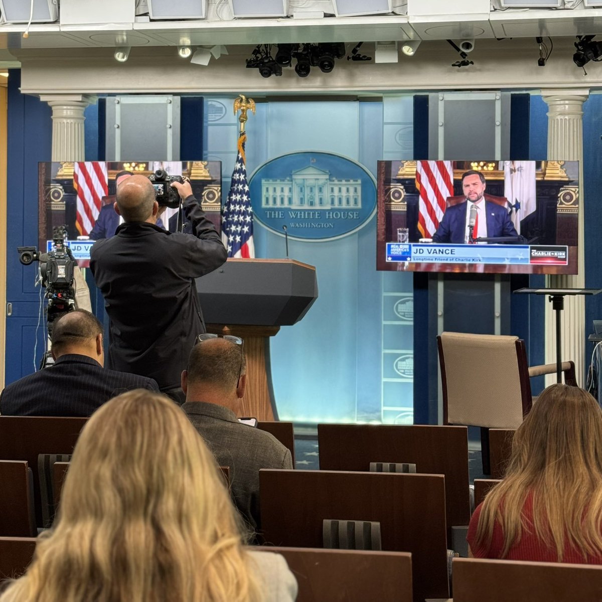 Eric Daugherty (@ericldaugh) on Twitter photo 🚨 JUST IN: The White House is broadcasting the Charlie Kirk Show guest hosted by JD Vance in the press briefing room. Amazing.
📸 <a href="/KellieMeyerNews/">Kellie Meyer</a> 🚨 JUST IN: The White House is broadcasting the Charlie Kirk Show guest hosted by JD Vance in the press briefing room. Amazing.
📸 <a href="/KellieMeyerNews/">Kellie Meyer</a>