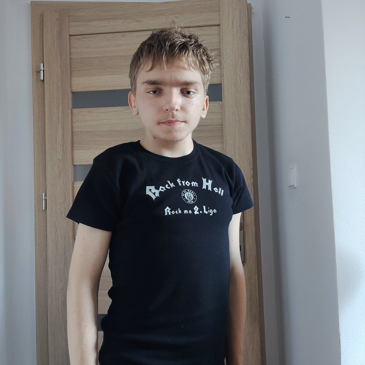 marekto_ja's tweet image. powiedzmy sobie szczerze, jeśli taki typ męskiej sylwetki was odrzuca - jesteście lesbami