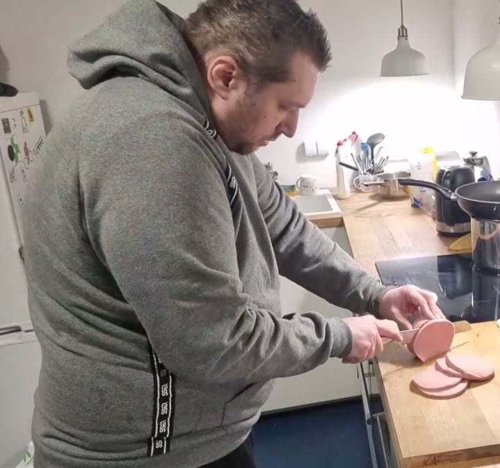 marekto_ja's tweet image. powiedzmy sobie szczerze, jeśli taki typ męskiej sylwetki was odrzuca - jesteście lesbami