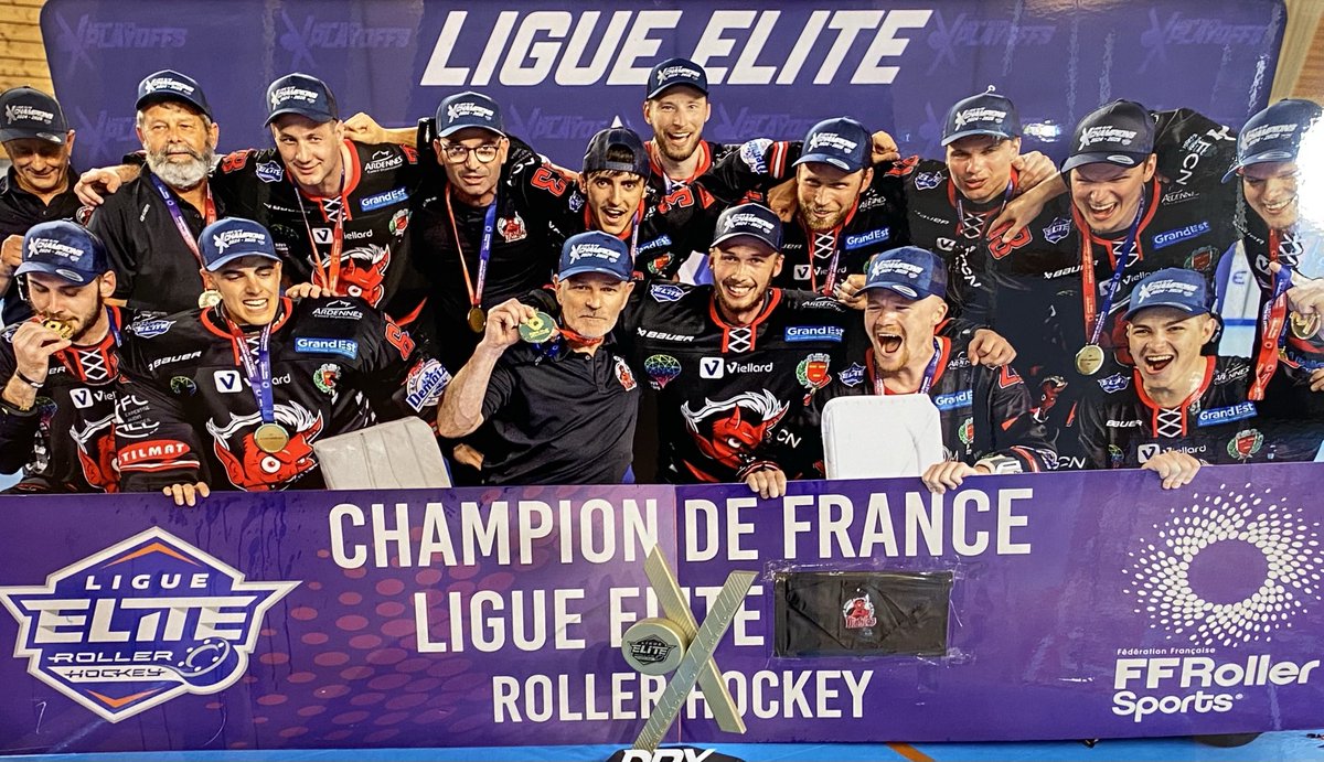 ardennescd08's tweet image. 🏆 Cérémonie de mise à l’honneur du Roller Ardennes Pays Rethelois, sacré champion de France 2024/25, organisée par le #CD08. « Bravo pour ce formidable titre ! Et, merci de porter haut les couleurs des #Ardennes » a souligné Noël Bourgeois, Président du #CD08.