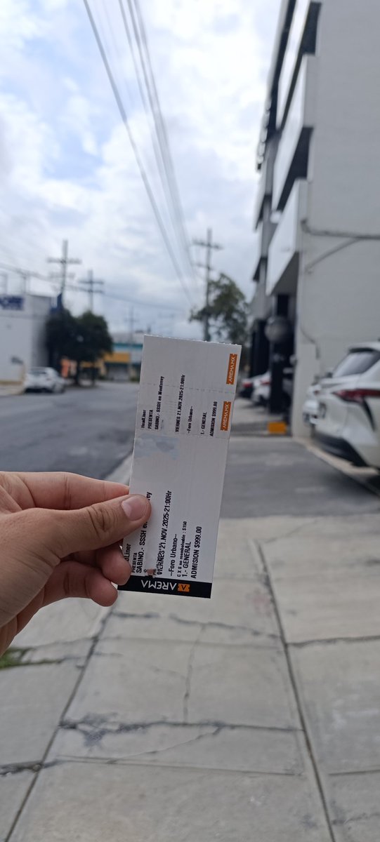 Boleto en físico porque se siente más bonito. 
<a href="/elsabinox/">Pablotaz</a> 
#SSSH 🐸
🤙🏻🤙🏻🤙🏻