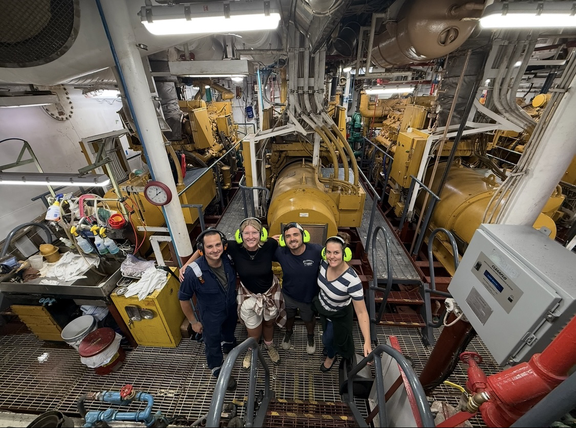 NOAA Ocean Exploration (@oceanexplorer) on Twitter photo Knauss fellow Garret O’Donnell was recently lucky enough to tour the #Okeanos engine room with engineer Sam Sargent, leading Garret to realize, "there was an entire boat beneath the boat I thought I knew."
Read Garret's log about the experience here:
oceanexplorer.noaa.gov/expedition-fea… Knauss fellow Garret O’Donnell was recently lucky enough to tour the #Okeanos engine room with engineer Sam Sargent, leading Garret to realize, "there was an entire boat beneath the boat I thought I knew."
Read Garret's log about the experience here:
oceanexplorer.noaa.gov/expedition-fea…