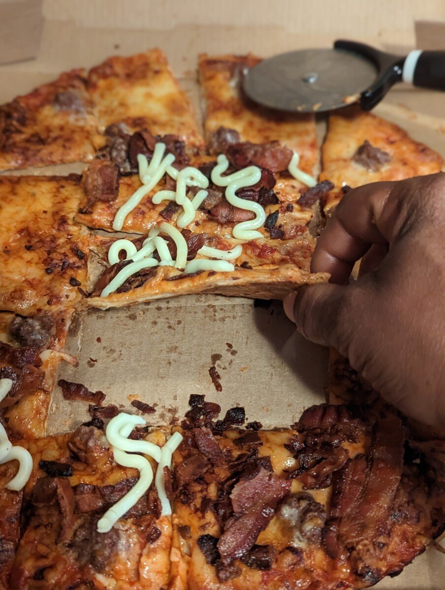 iwaspoisoned_'s tweet image. Imo&apos;s Pizza, Edwardsville, IL, Normally I wouldn&apos;t think anything about . But today is different..my food was incredibly NOT normal. This is the 3Rd time I have puked after eating it. This is spread out past couple of months. I added extra cheese cause it actually supposed…