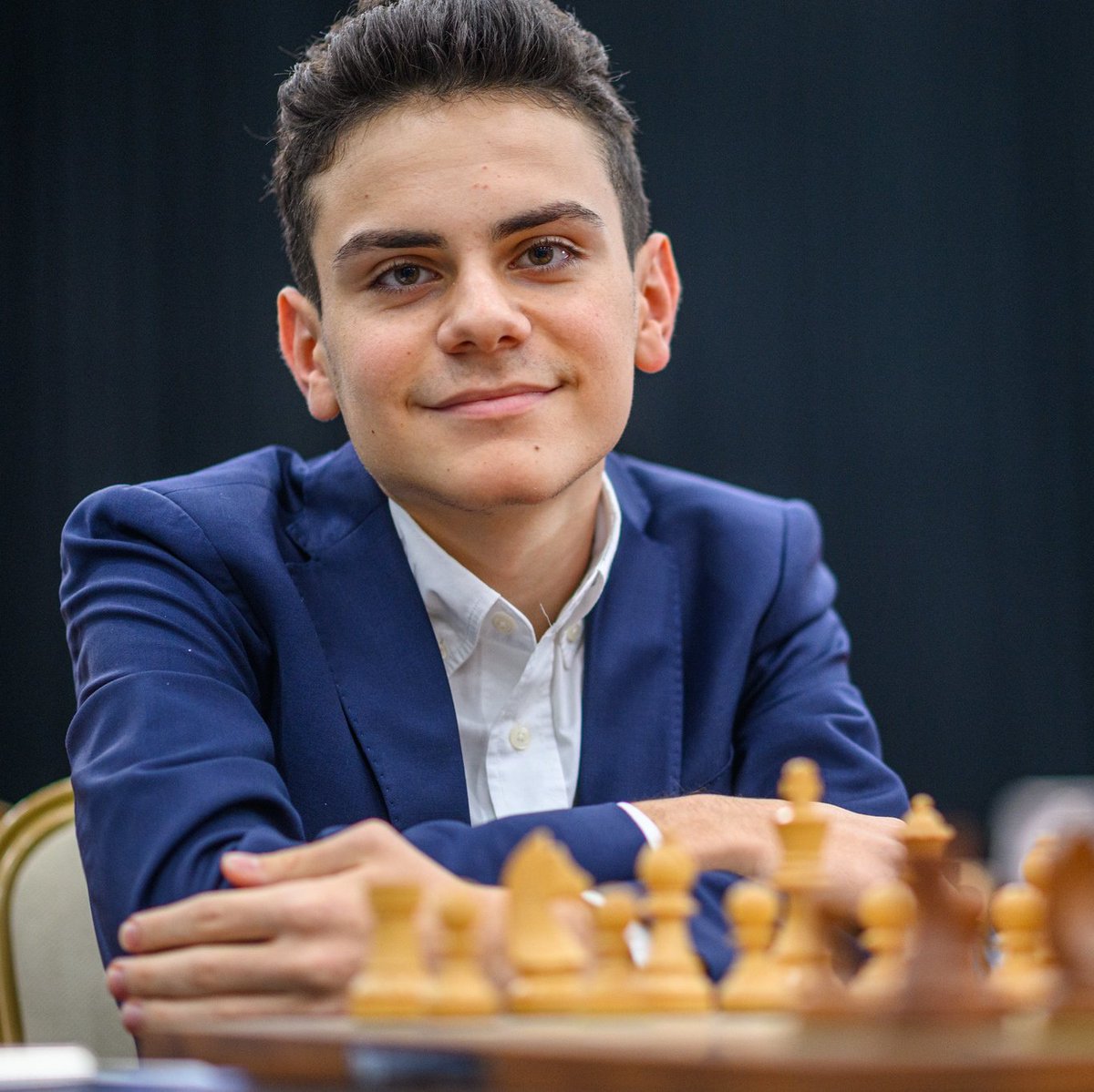 Dünya Şampiyonunu Yenen Türk: Ediz Gürel! 🔥

🔷️ 5.5 puan (55. sıra)
✅️ 2 galibiyet (Warmerdam, Gukesh)
⭕️ 7 beraberlik
❌️ 2 mağlubiyet
↗️ +4 rating (2635)
🔥 2654 performans