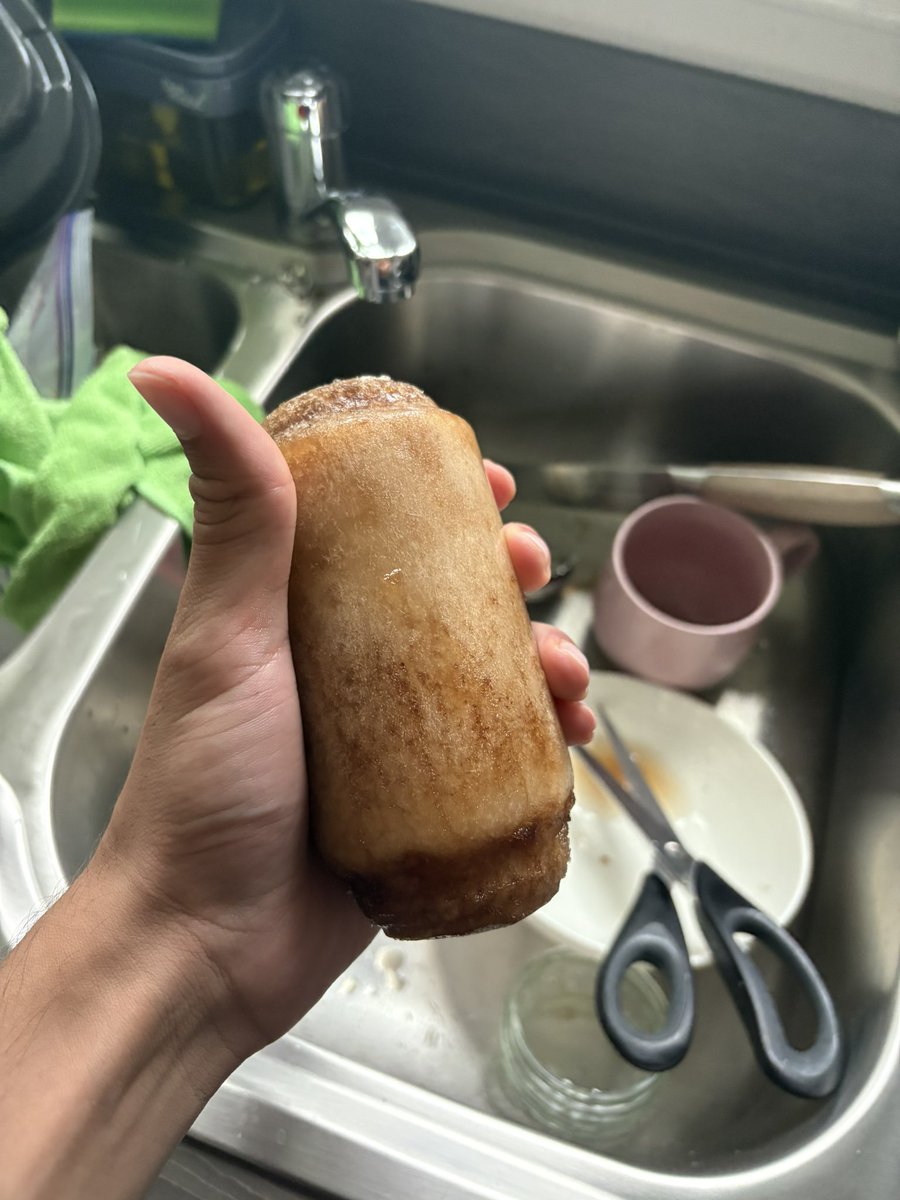 tom_atoes tweet media