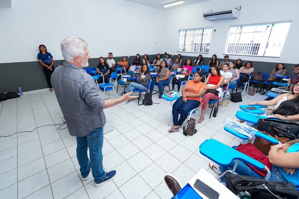 UemaOficial's tweet photo. π Nos dias 13 e 14/09, a Uema acolheu os novos estudantes do ProfiTec 2025 em 9 campi!
Pela 1Βͺ vez, Presidente Dutra e ZΓ© Doca recebem turmas de MΓdias Digitais e Redes de Computadores
Sejam todos bem-vindos! πβ¨
#Uema #ProfiTec #MaranhΓ£o https://t.co/2yVI2iBxVt
