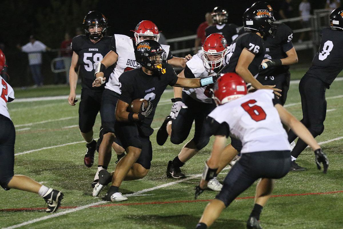 Check out my highlight - hudl.com/v/2SgHHy
- Week 3 vs Hampton Dumont - Cal 
- 3 rec (20 yds) (1 td) 
- 3 carry’s (16 yds) 
- 3 tackles (2 solo) 
- 1 int (40yd return td)
- 36-13 win vs ranked opponent