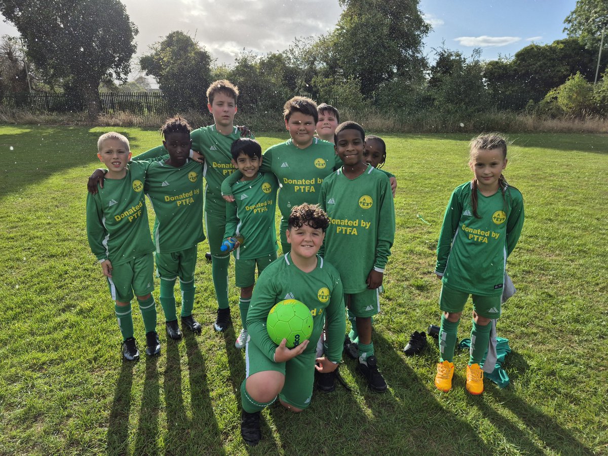 Well done to our yr 6 football team for their hard efforts in an entertaining match against St John Rigby Primary who won 3-1, our goal from Yusuf 👏..Congratulations to Romero, GGA player of match ⚽👍