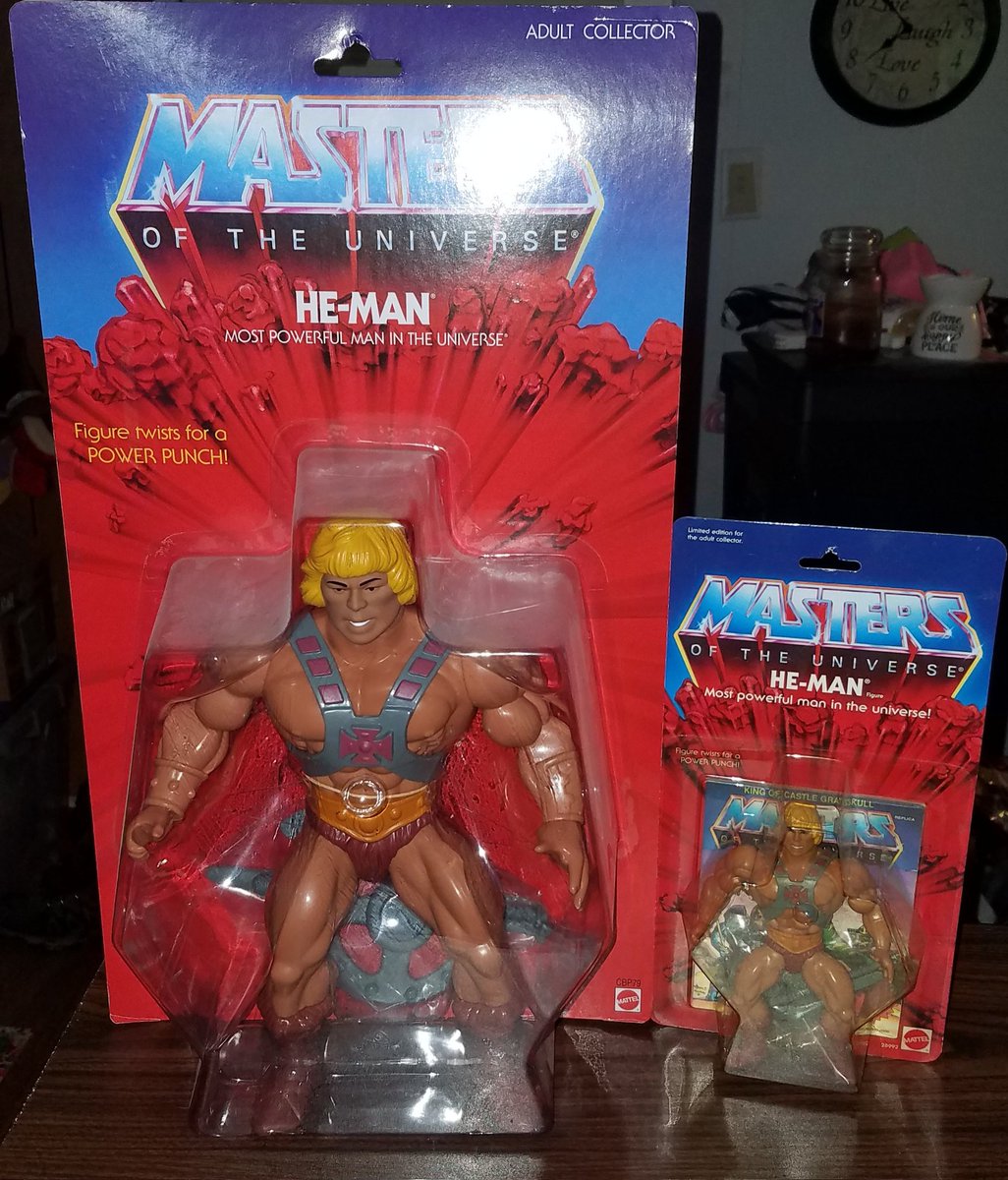 Wrestling_Fan79's tweet photo. Here's what my totally freaking awesome wife surprised me with and let me tell ya. It sure feels good bein' a trophy husband and it also feels like I'm the Most Powerful Man In The Universe. ๐ค #TrophyHusband #HeMan #MOTU #MastersOfTheUniverse #TrapperKeeper #FunkoPop https://t.co/ov5TAoUQ1K