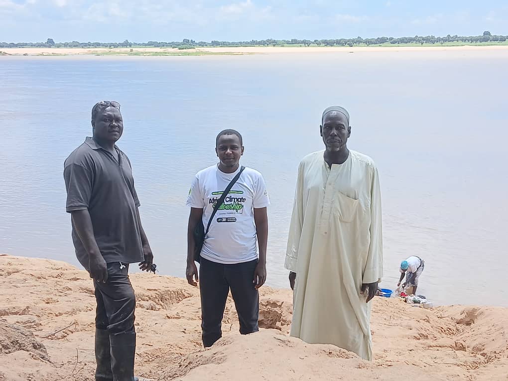 Fellow talk
Ahmat Mahamoud Hissein, spotlights:
🔹 Falling water levels of the Darda River
🔹 Strong community commitment to climate action
🔹 The need for local, sustainable solutions
He champions youth &amp; women in creating opportunities for a just future. #LakeChadClimateFellows
