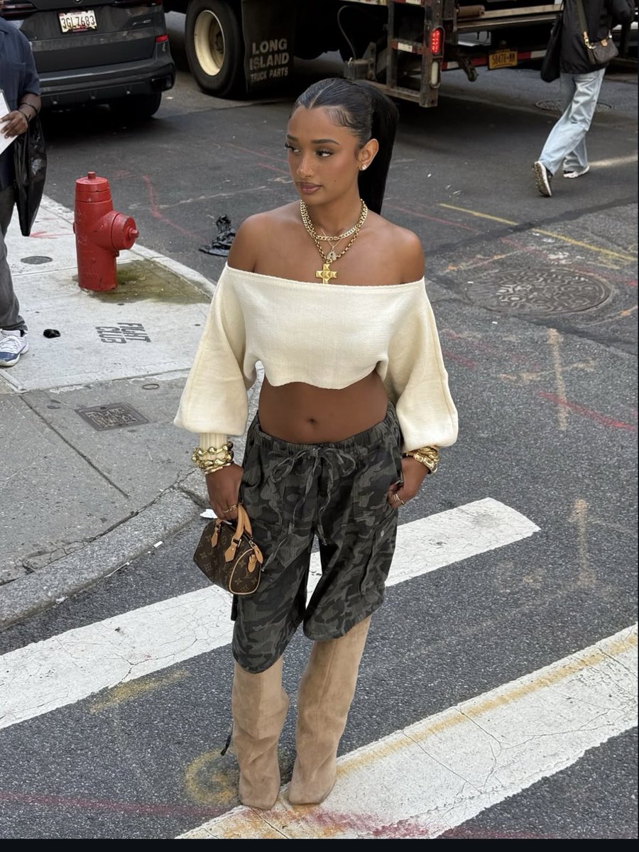 shayyyyworld's tweet image. When all the fly girls love your Jewlery brand &amp;gt;&amp;gt;&amp;gt;