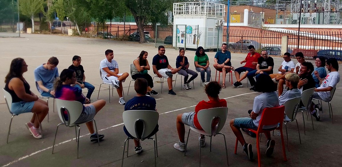 Volvemos a la rutina con fuerza renovada☺️Un curso por delante repleto d retos🫶Os presentamos a los participantes d los ProgramasFormativos #HADA y #Enforma Gracias <a href="/AytoLeganes/">Ayuntamiento de Leganés</a> x cedernos las instalaciones del #CepaRosaliaDeCastro dond su personal hace nuestro trabajo más fácil