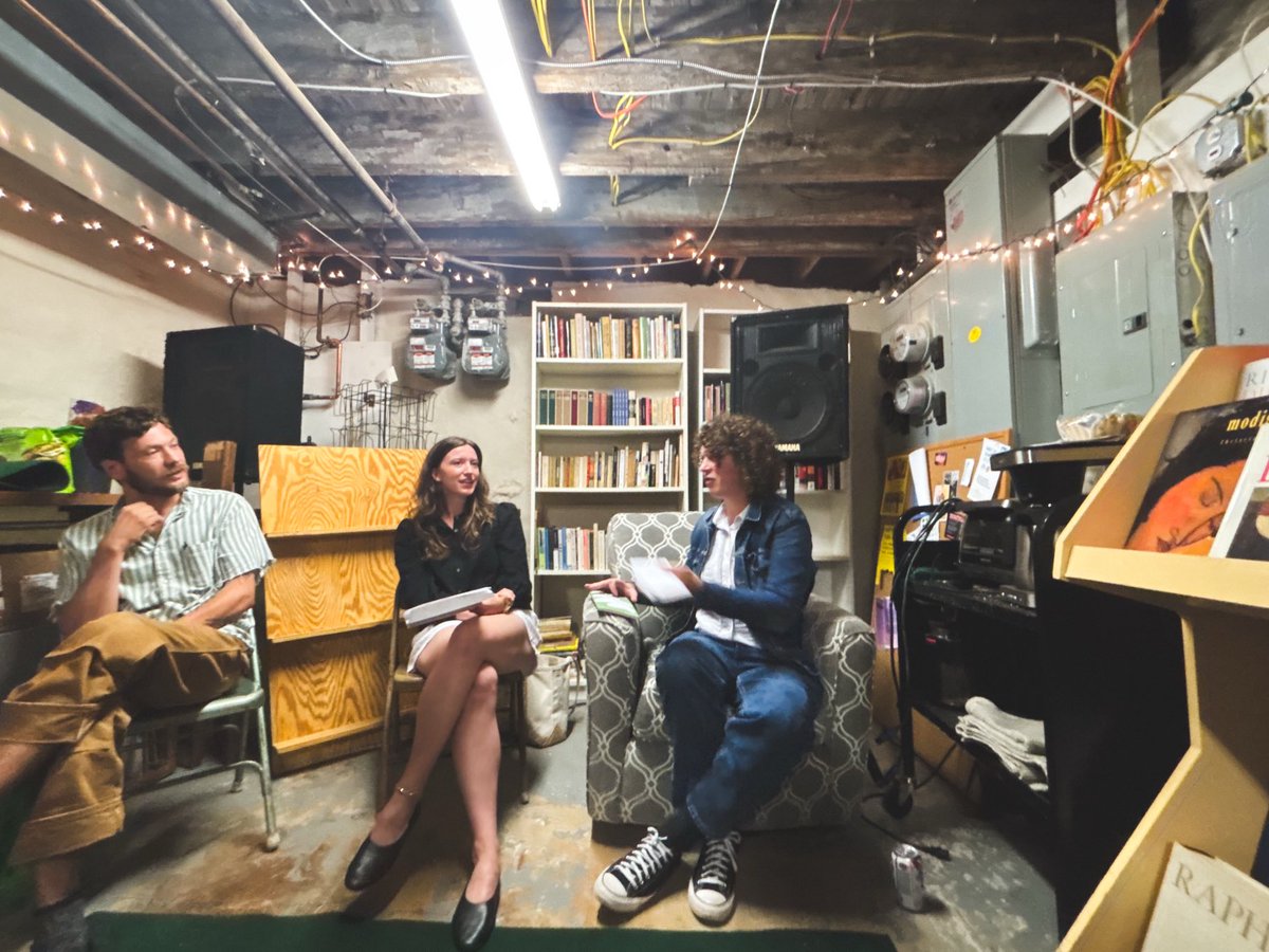 If you aren’t spending your Saturday night crammed into a Philly basement listening to ⁦<a href="/poetryaccnt1518/">Noam</a>⁩, ⁦<a href="/grahamjirvin/">graham irvin</a>⁩, and ⁦<a href="/tinndfishmonger/">jawn didion</a>⁩ discuss geography in literature, then I don’t know what to tell you. Thx Lot 49 ⁦<a href="/FarthestHeaven/">Farthest Heaven</a>⁩ for hosting