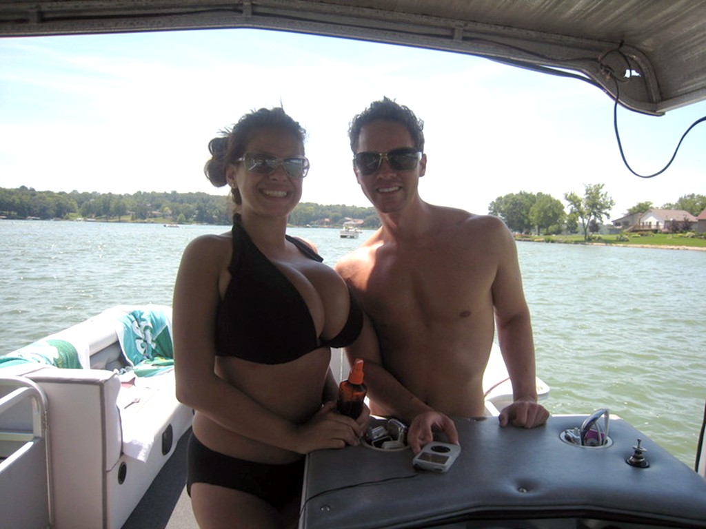 Boobcruiser tweet media