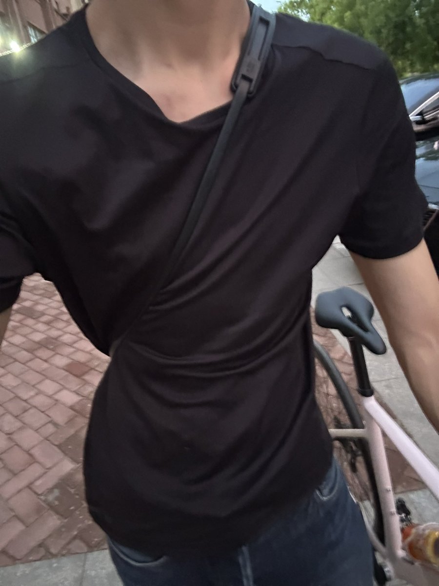 黄推福利内容 - Blues的精彩图片 福利姬Blues分享的黄推图片2 - 网红私拍内容