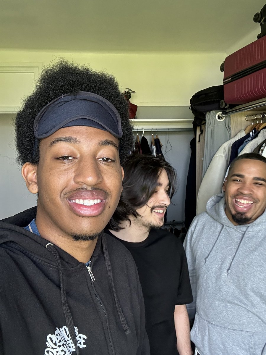DBFZ France💜 you guys will always mean so much too me. Thank you for being so Awesome, Kind and Welcoming! Remember that we did this together! As rivals and as a family! The love and support you guys showed when ya witness me get my first medal won’t be forgotten! Mecir!💜