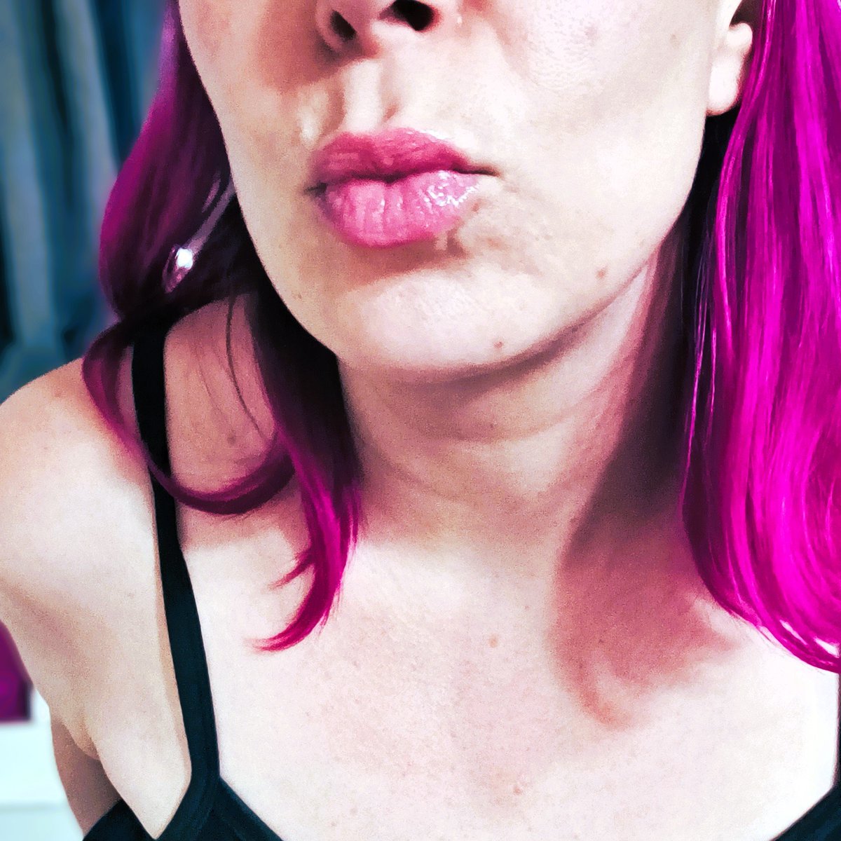 Happy Monday ;) Playing online today in all the usual places.