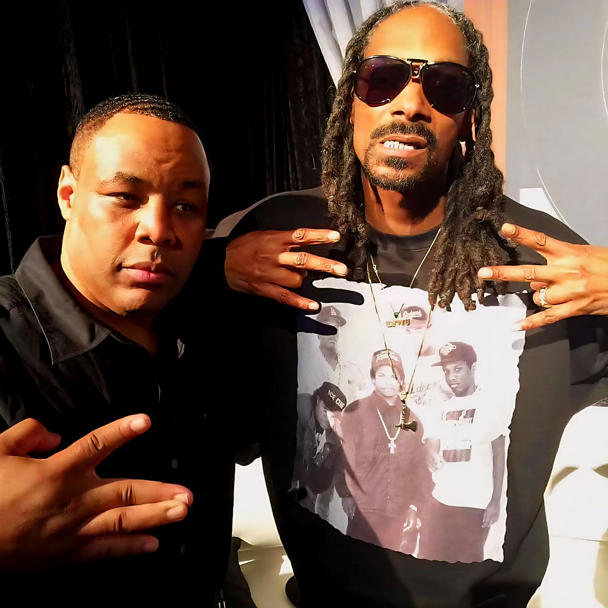 luxurytax8's tweet image. @EASki Happy birthday this month of September 17th bro. #easki #music #musicindustry #rap #rapmusic #rapartist #drinkchamps #hiphopartist #hiphopmusic #legendarytunes #legendaryboss #raplegend #ewing23empire #ewing23 #RealPower #musicproducer #musicproduction #happybirthday