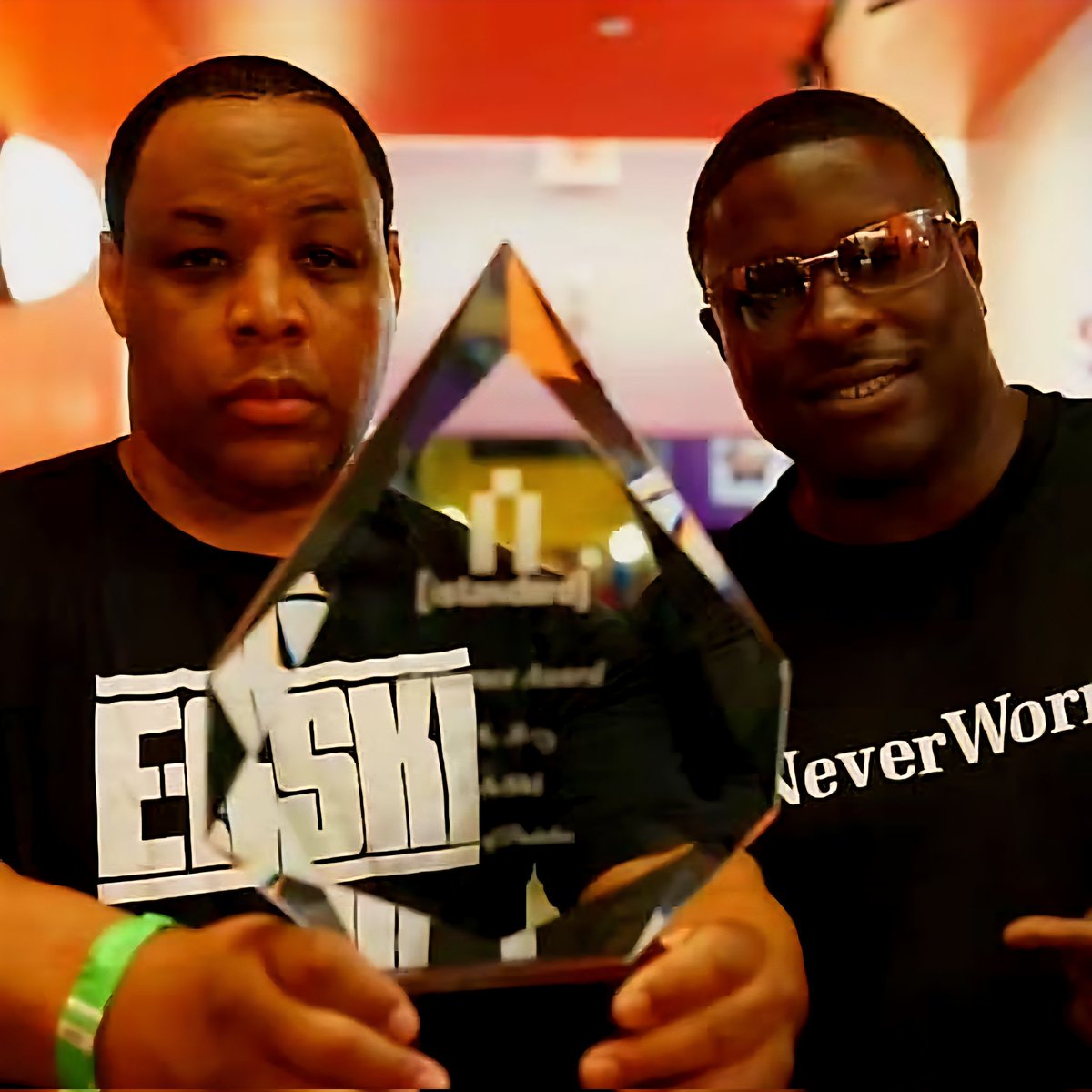 luxurytax8's tweet image. @EASki Happy birthday this month of September 17th bro. #easki #music #musicindustry #rap #rapmusic #rapartist #drinkchamps #hiphopartist #hiphopmusic #legendarytunes #legendaryboss #raplegend #ewing23empire #ewing23 #RealPower #musicproducer #musicproduction #happybirthday