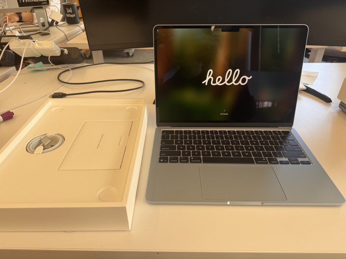 unboxing new toys gives me so much joy https://t.co/yXPi2IslWU