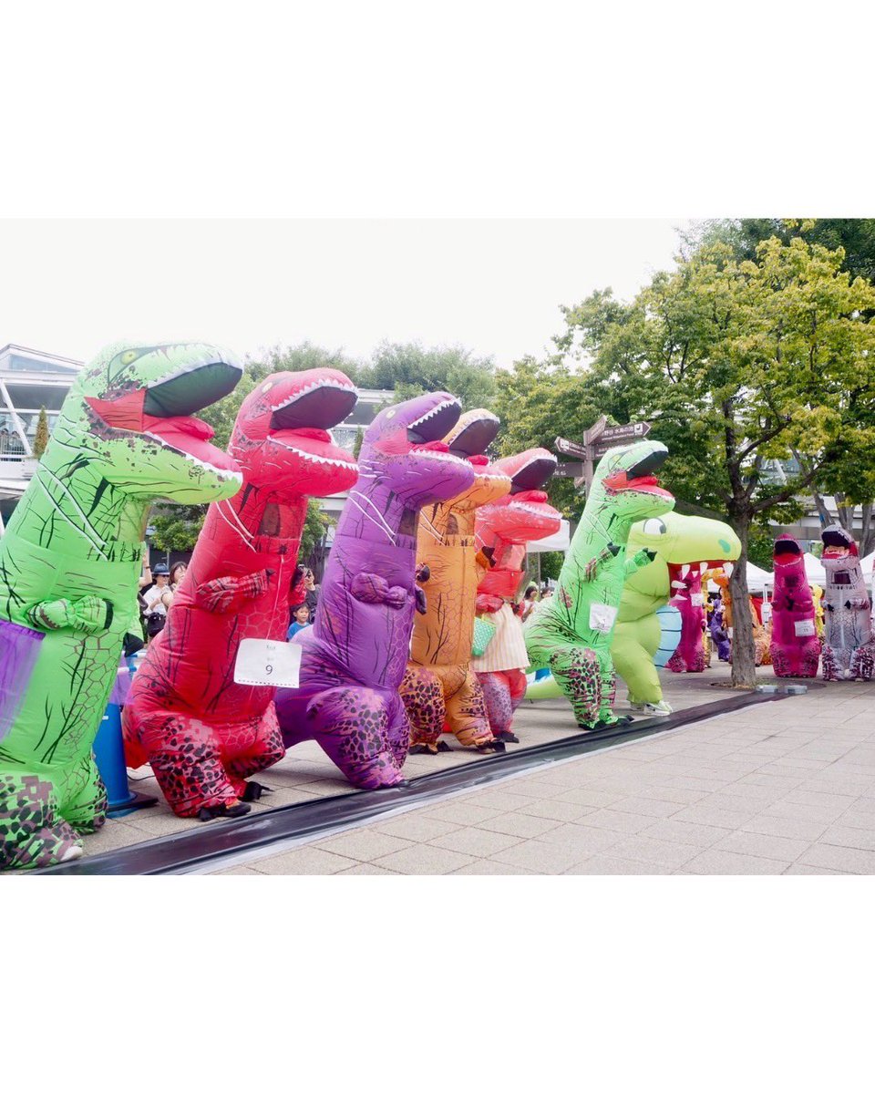 N_plus_tweet's tweet photo. 🦖第2回 #ティラノサウルスレース in 流山 終了！（再投稿）

参加してくれたティラノレーサーのみなさん
応援してくださったホモサピエンスのみなさん
支えてくれたスタッフ・関係者のみなさん
本当にありがとうございました！

笑顔があふれる1日でした✨
今後ともN plusをよろしくお願いします！ https://t.co/HTfiM9pmP5