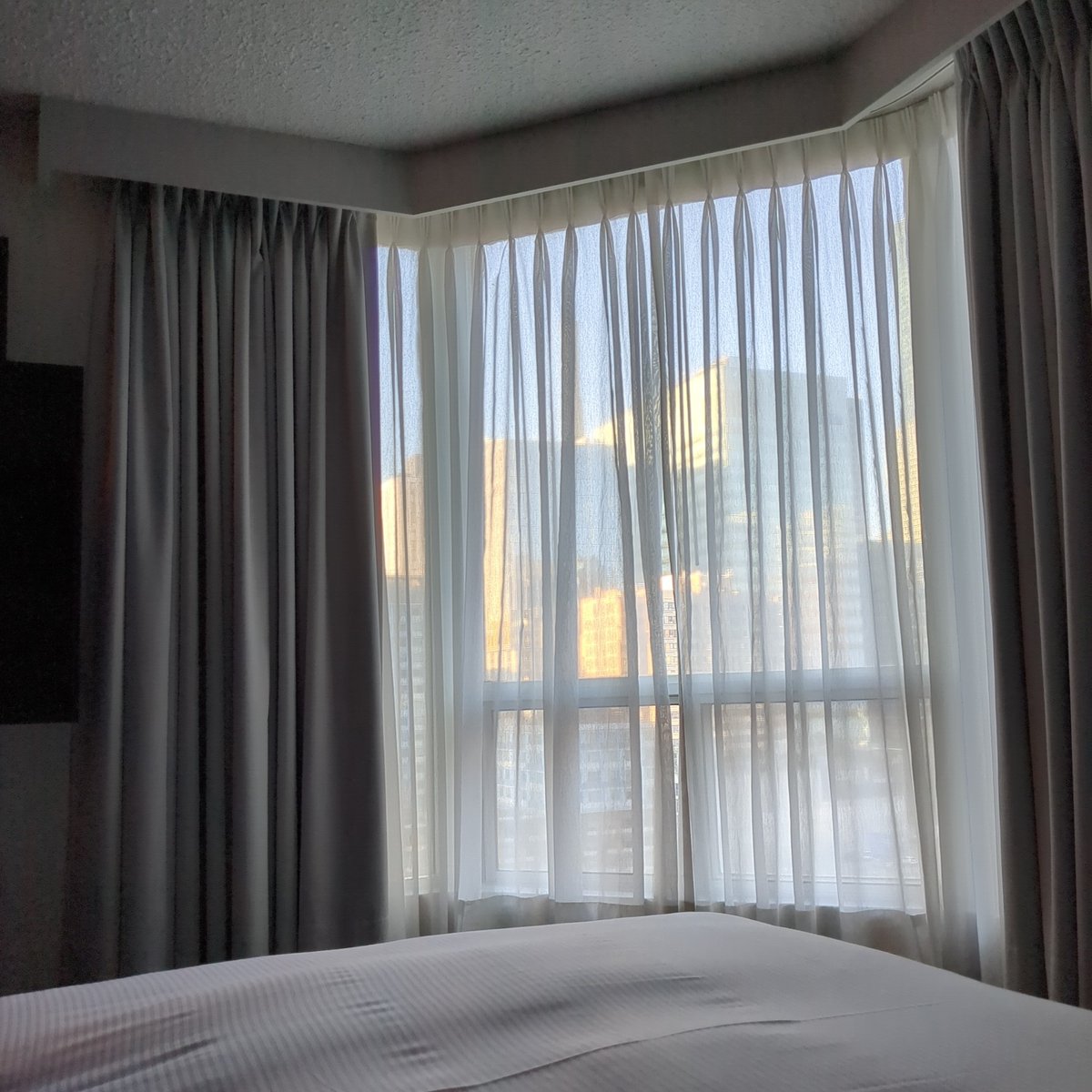 Lovely travel day 

🇬🇧✈️🇨🇦

Roll on #AllOut this weekend

But first I gotta find some shit to do in Toronto all week while I wait