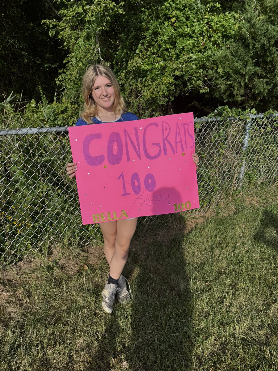 The Lady Hawks get the 4-0 win vs Brick Mem! The game crown was awarded to M. Goins for her HAT TRICK! A shoutout to goalie B. Martucci for earning her 100th career save!
M. Goins- 3 G, 1 A
S. Walters- 1 G, 1 A
R. Cribbin- 1 A
M. Palmer- 1 A

Thursday, Home vs New Egypt!!! 🏑💛💙